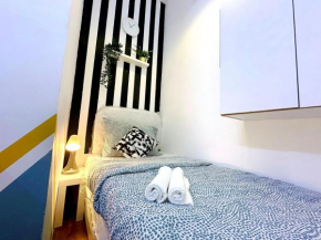 Cozy Corner Partition Room Near Burjuman Metro